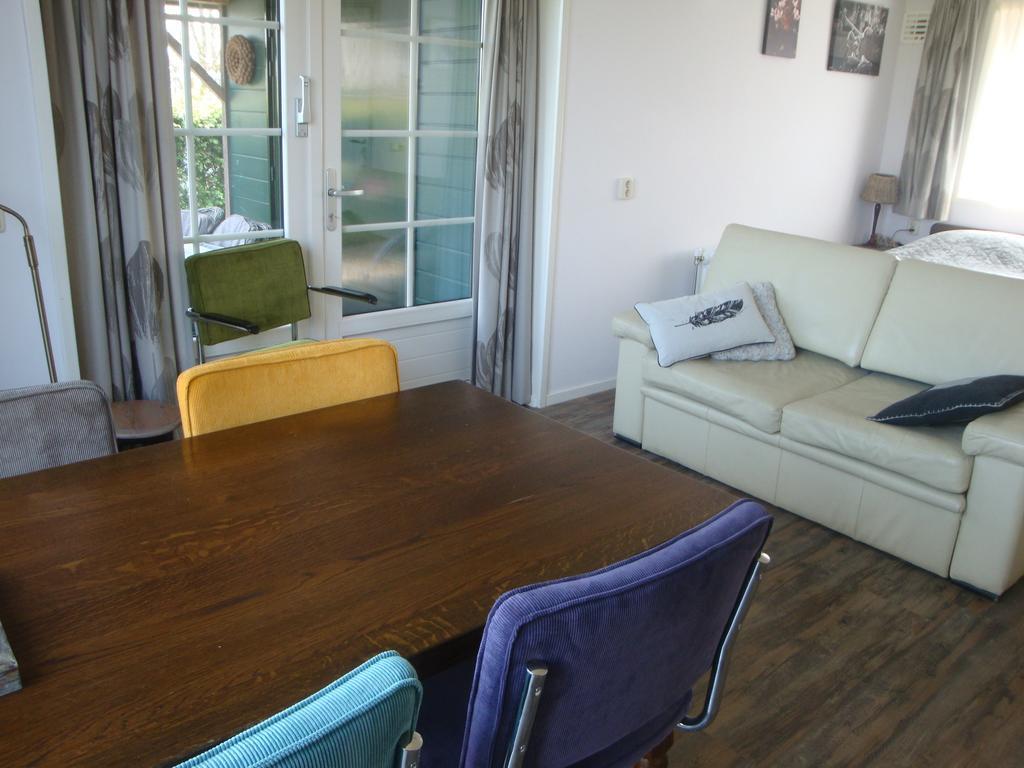 Bed And Breakfast De Zwanebloem Elburg Bilik gambar