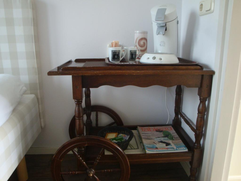 Bed And Breakfast De Zwanebloem Elburg Bilik gambar